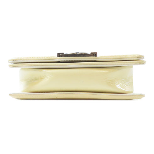 CHANEL Quilted CC SH Boy Chanel Chain Shoulder Bag Patent Leather White