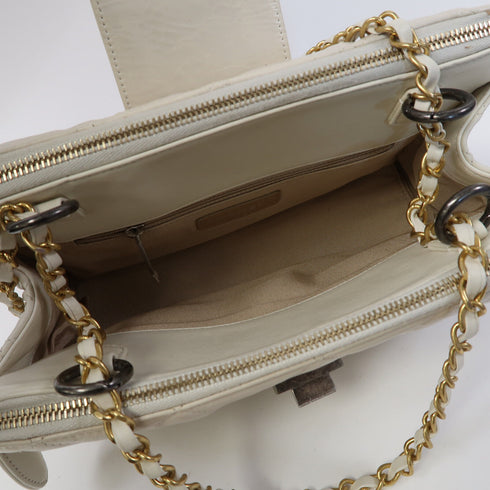 CHANEL Quilted CC 2.55 Chain Shoulder Bag Calfskin Leather White