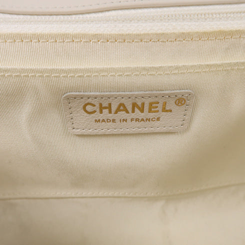 CHANEL Herringbone CC GHW Chain Shoulder Bag Calfskin Leather White