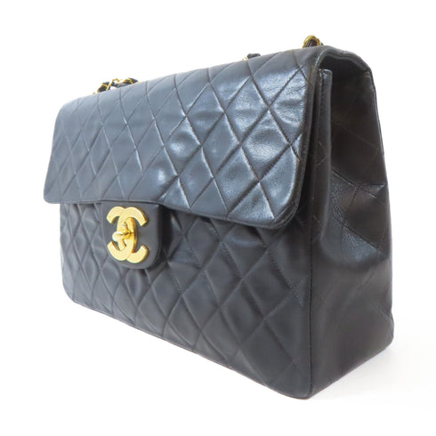 CHANEL Quilted CC GHW Chain Shoulder Bag Lambskin Leather Black v2