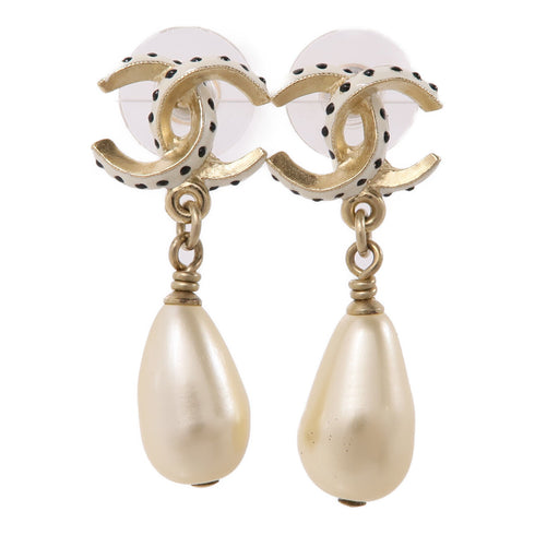 CHANEL CC Earrings 16/C Metal Gold White