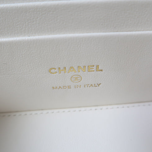 CHANEL Quilted CC GHW Vanity Case Chain Shoulder Bag Calfskin Leather White