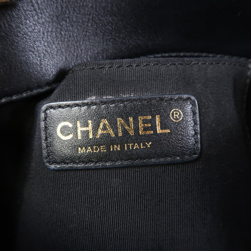 CHANEL Quilted CC Chain Shoulder Bag Crossbody Calfskin Leather Black