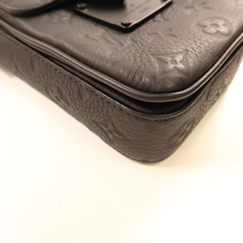 LOUIS VUITTON LV S-Lock Vertical Wearable Bag M81524 Monogram Taurillon Black