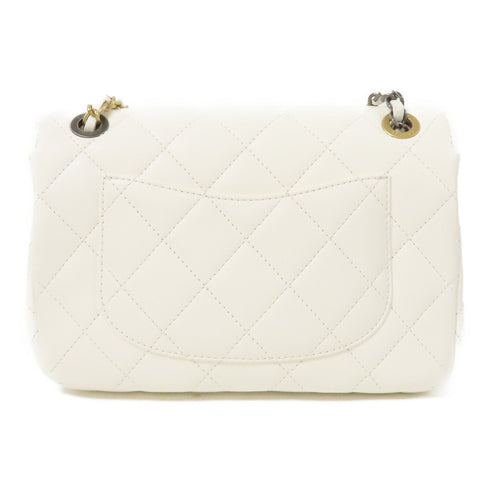 CHANEL Quilted CC GHW SHW Flap Bag 2022 Chain Shoulder Lambskin Leather White