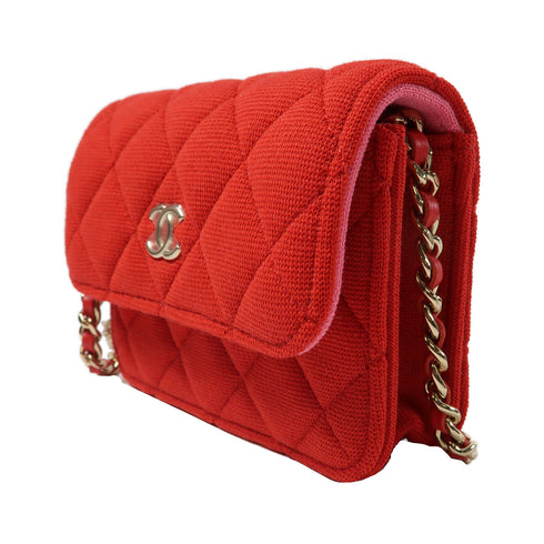 CHANEL Quilted CC GHW Chain Shoulder Bag Canvas Red