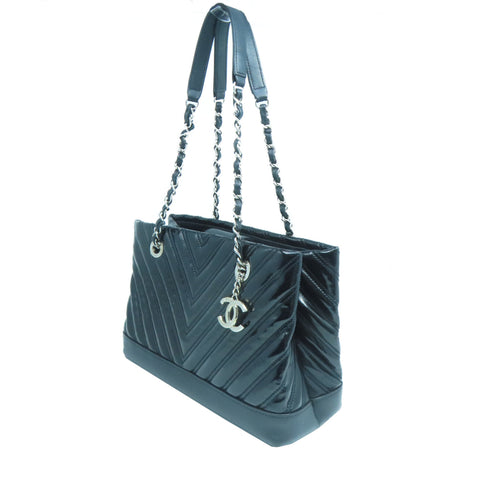 CHANEL Herringbone CC SHW Chain Shoulder Bag Patent Leather Black