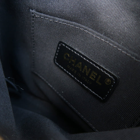 CHANEL Quilted CC GHW Chain Shoulder Bag Calfskin Leather White