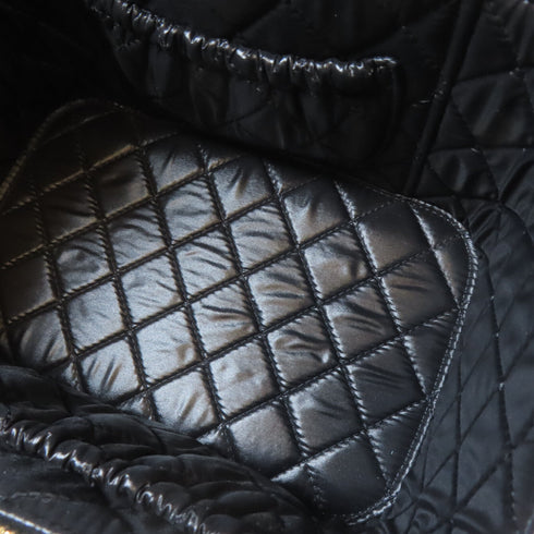 CHANEL Quilted CC GHW Vanity Case Caviar Leather Black