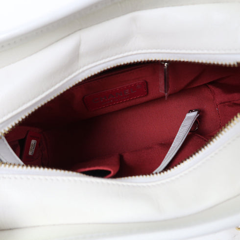 CHANEL Quilted CC Gabrielle Chain Shoulder Bag Calfskin Leather White v1