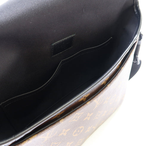 LOUIS VUITTON LV Magnetic Shoulder Bag M45557 Monogram Brown