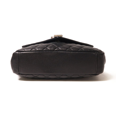 SAINT LAURENT YSL Shoulder Bag Calfskin Leather Black