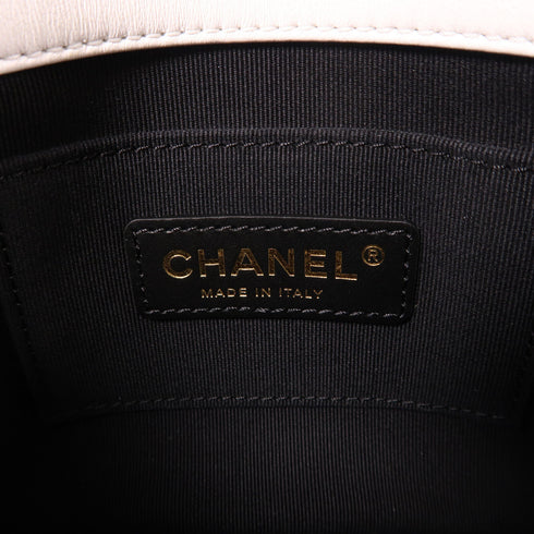 CHANEL CC Chain Shoulder Bag Calfskin Leather White