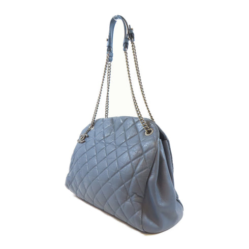 CHANEL Quilted CC Chain Shoulder Handbag Calfskin Leather Blue