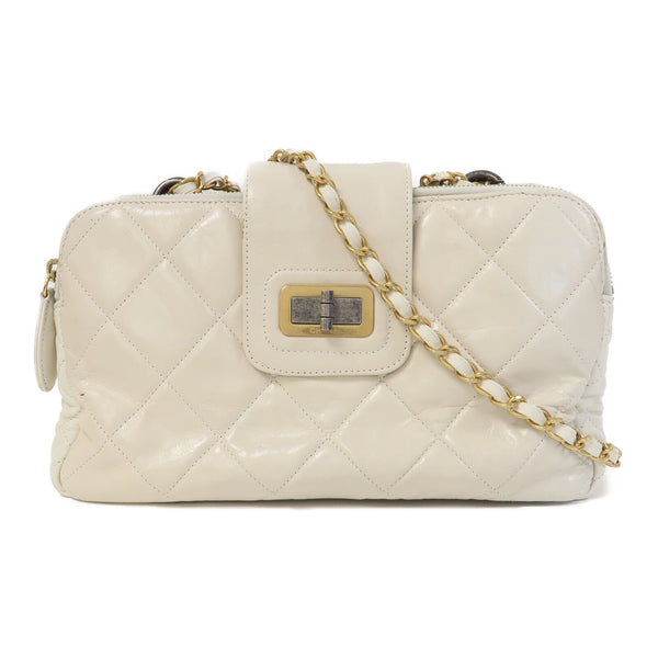CHANEL Quilted CC 2.55 Chain Shoulder Bag Calfskin Leather White