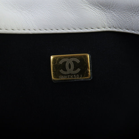 CHANEL Quilted CC GHW Chain Shoulder Bag Crossbody Leather White