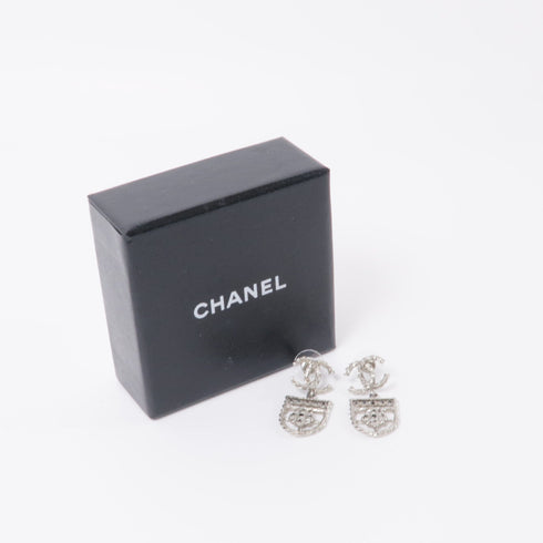 CHANEL CC Earrings B15/B