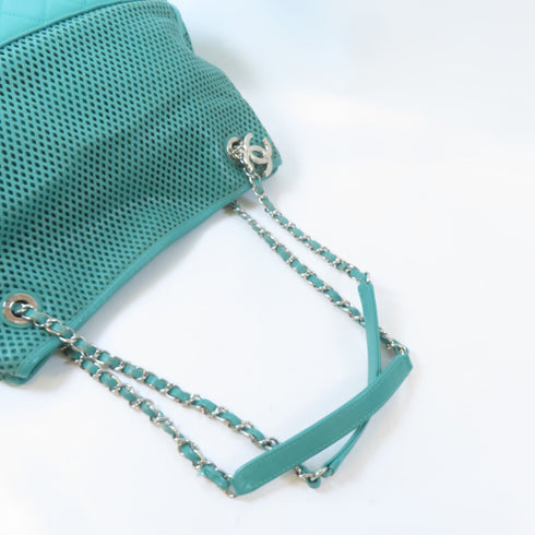 CHANEL Quilted CC SHW Chain Shoulder Handbag Lambskin Leather Green