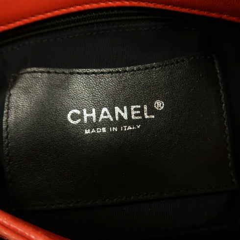 CHANEL Quilted CC SHW Chain Shoulder Bag Patent Leather Red