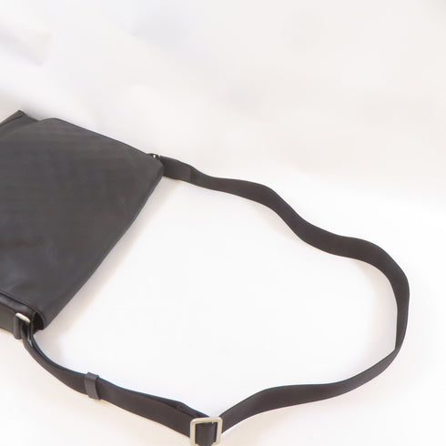 LOUIS VUITTON LV SHW District MM Shoulder Bag N41038 Damier Infini Black