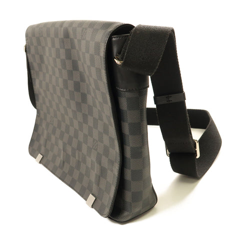 LOUIS VUITTON LV SHW District MM Shoulder Bag Damier Graphite N41029 Black