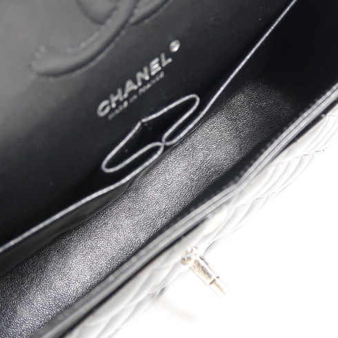 CHANEL Quilted CC SHW CF 25cm Classic Flap Shoulder Bag A01112 Patent Leather