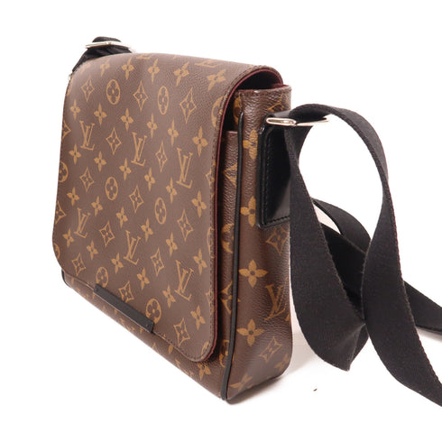 LOUIS VUITTON LV SHW District PM Shoulder Messenger Bag M40935 Monogram Macassar
