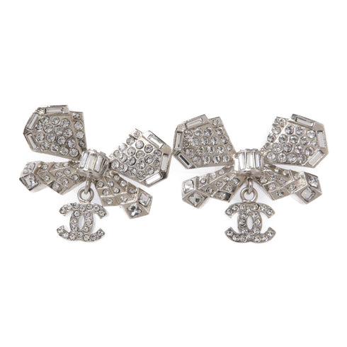 CHANEL CC Earrings Metal v1