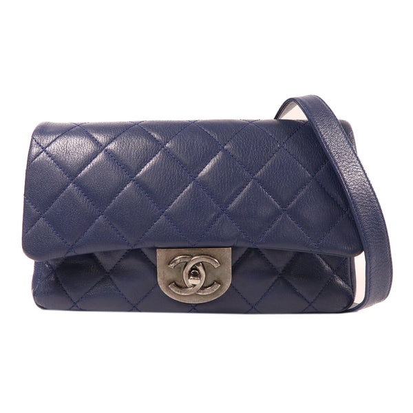 CHANEL CC Mattelasse Shoulder Bag Lambskin Leather Navy