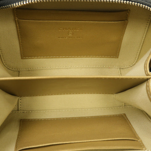 CHANEL Quilted CC Chain Camera Bag Ball Shoulder Bag AP2463 Caviar Leather Black