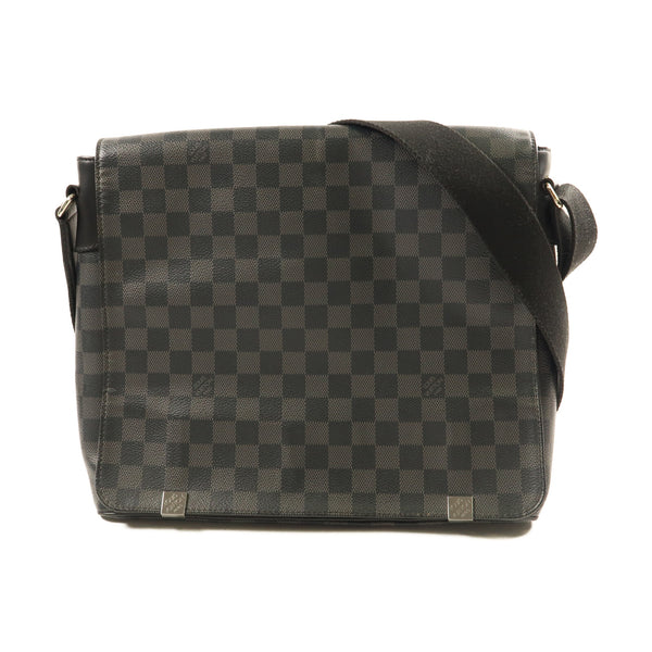 LOUIS VUITTON LV SHW District MM Shoulder Bag Damier Graphite N41029 Black