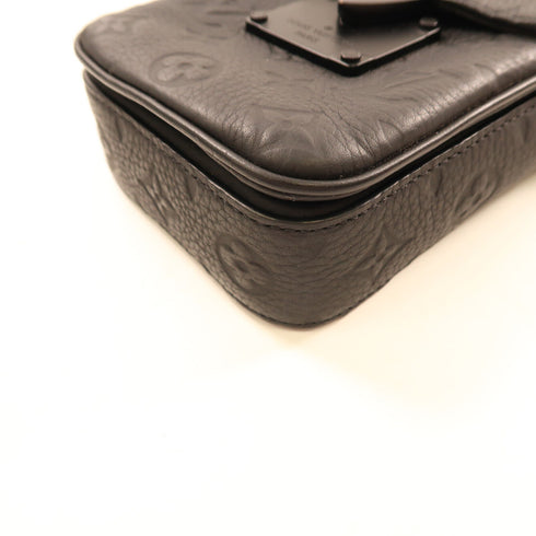 LOUIS VUITTON LV S-Lock Vertical Wearable Bag M81524 Monogram Taurillon Black