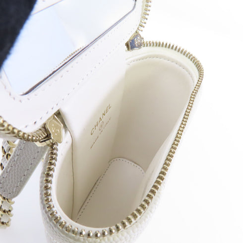 CHANEL Quilted CC GHW Chain Shoulder Bag Caviar Leather White v1